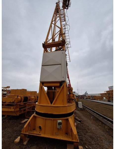 Liebherr 140EC-H6 45m jib - Vežový žeriav: obrázok 2 Liebherr 140EC-H6 45m jib - Vežový žeriav: obrázok 2