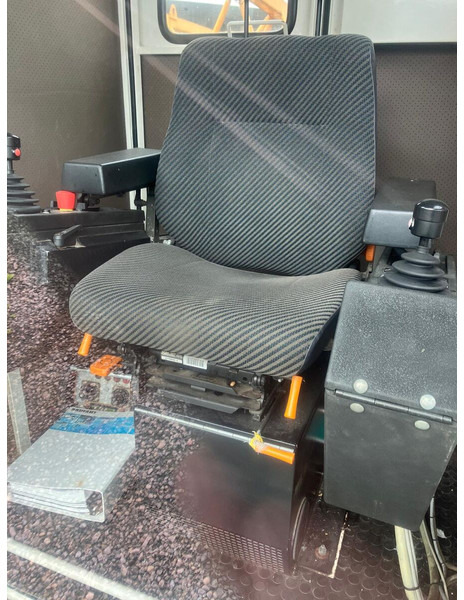 Liebherr 85EC-B 2012yom - Vežový žeriav: obrázok 4 Liebherr 85EC-B 2012yom - Vežový žeriav: obrázok 4