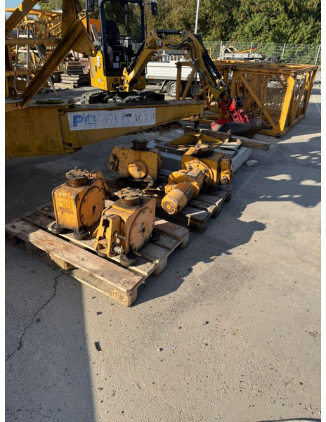 Liebherr driven boogies - 35/50/63K - Rýchlostaviteľný žeriav: obrázok 1 Liebherr driven boogies - 35/50/63K - Rýchlostaviteľný žeriav: obrázok 1