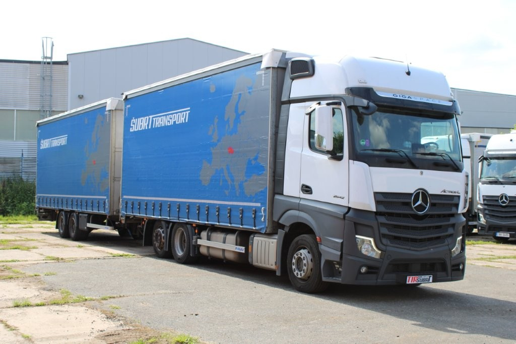Mercedes-Benz Actros 2542 NAVIGACE + PANAV TVK 18 M (8,20m x 2,4 - Plachtové nákladné vozidlo, Plachtový príves: obrázok 1 Mercedes-Benz Actros 2542 NAVIGACE + PANAV TVK 18 M (8,20m x 2,4 - Plachtové nákladné vozidlo, Plachtový príves: obrázok 1