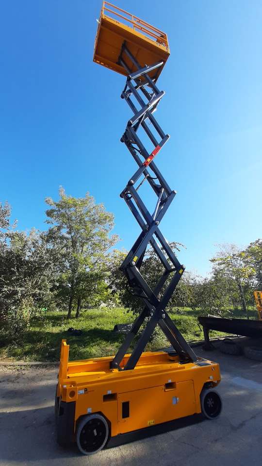 Compact 12 - Samohybná plošiny: obrázok 3 Compact 12 - Samohybná plošiny: obrázok 3