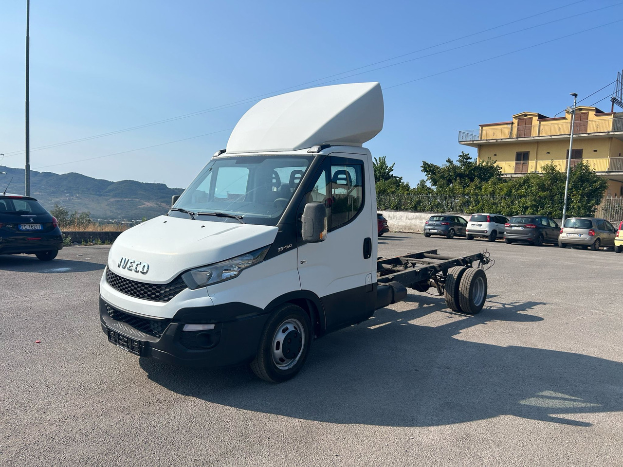 IVECO DAILY 35C15 - Auto s hydraulickou rukou, Dodávka sklápač: obrázok 1 IVECO DAILY 35C15 - Auto s hydraulickou rukou, Dodávka sklápač: obrázok 1