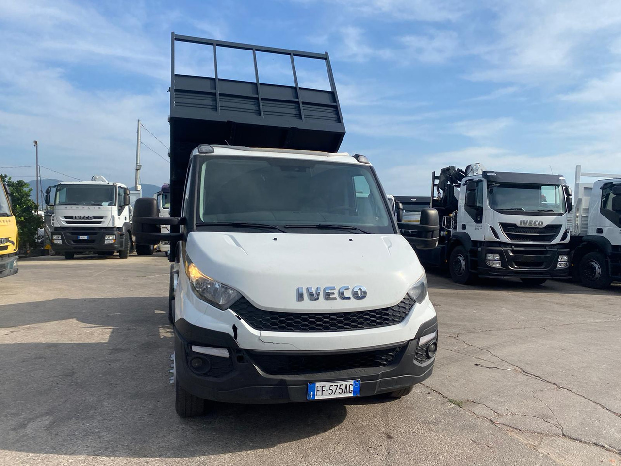 IVECO DAILY 35C17 - Sklápač: obrázok 4 IVECO DAILY 35C17 - Sklápač: obrázok 4