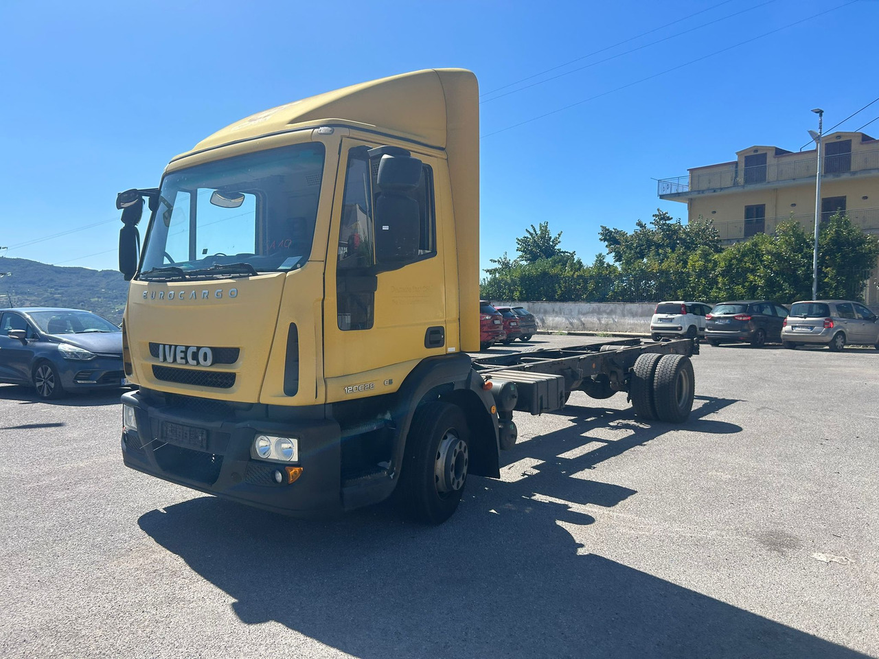 IVECO EUROCARGO 120E28P - Podvozek s kabinou: obrázok 1 IVECO EUROCARGO 120E28P - Podvozek s kabinou: obrázok 1