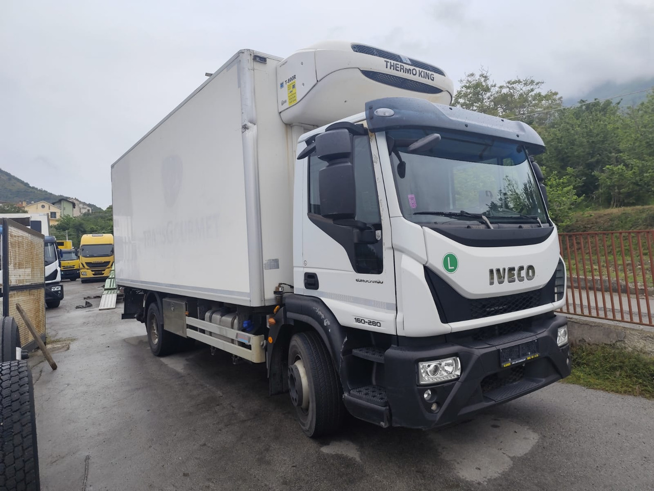 IVECO EUROCARGO 160-280 - Podvozek s kabinou, Auto s hydraulickou rukou: obrázok 1 IVECO EUROCARGO 160-280 - Podvozek s kabinou, Auto s hydraulickou rukou: obrázok 1