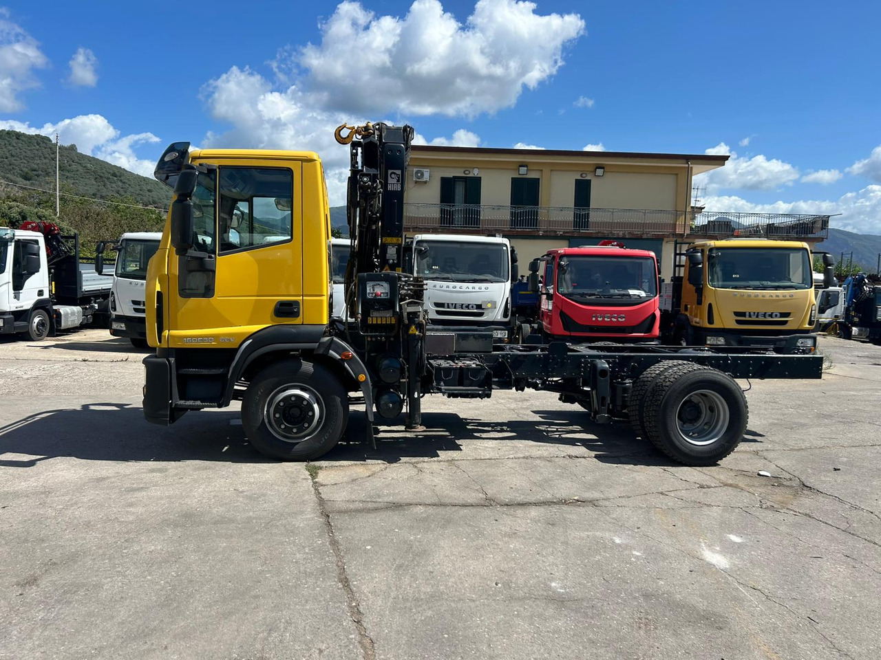 IVECO EUROCARGO 160E30 - Auto s hydraulickou rukou: obrázok 3 IVECO EUROCARGO 160E30 - Auto s hydraulickou rukou: obrázok 3