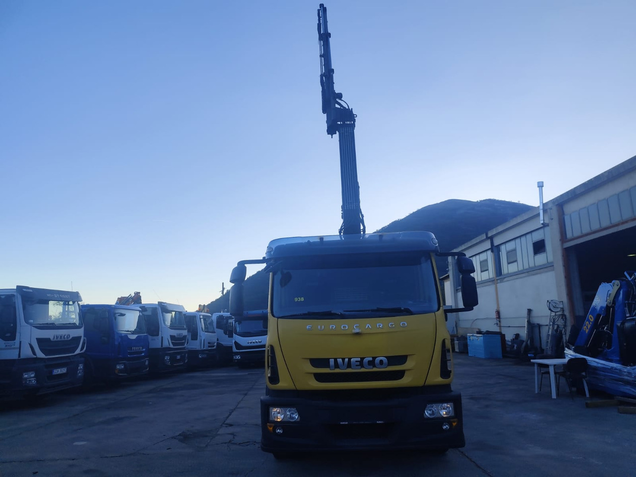 IVECO EUROCARGO 160E30 - Auto s hydraulickou rukou: obrázok 4 IVECO EUROCARGO 160E30 - Auto s hydraulickou rukou: obrázok 4