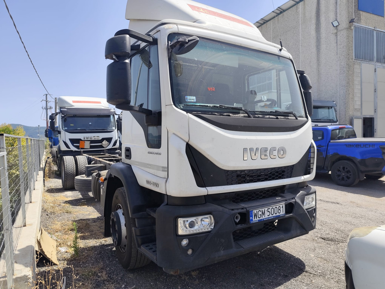 IVECO EUROCARGO 180-250 - Podvozek s kabinou, Auto s hydraulickou rukou: obrázok 1 IVECO EUROCARGO 180-250 - Podvozek s kabinou, Auto s hydraulickou rukou: obrázok 1
