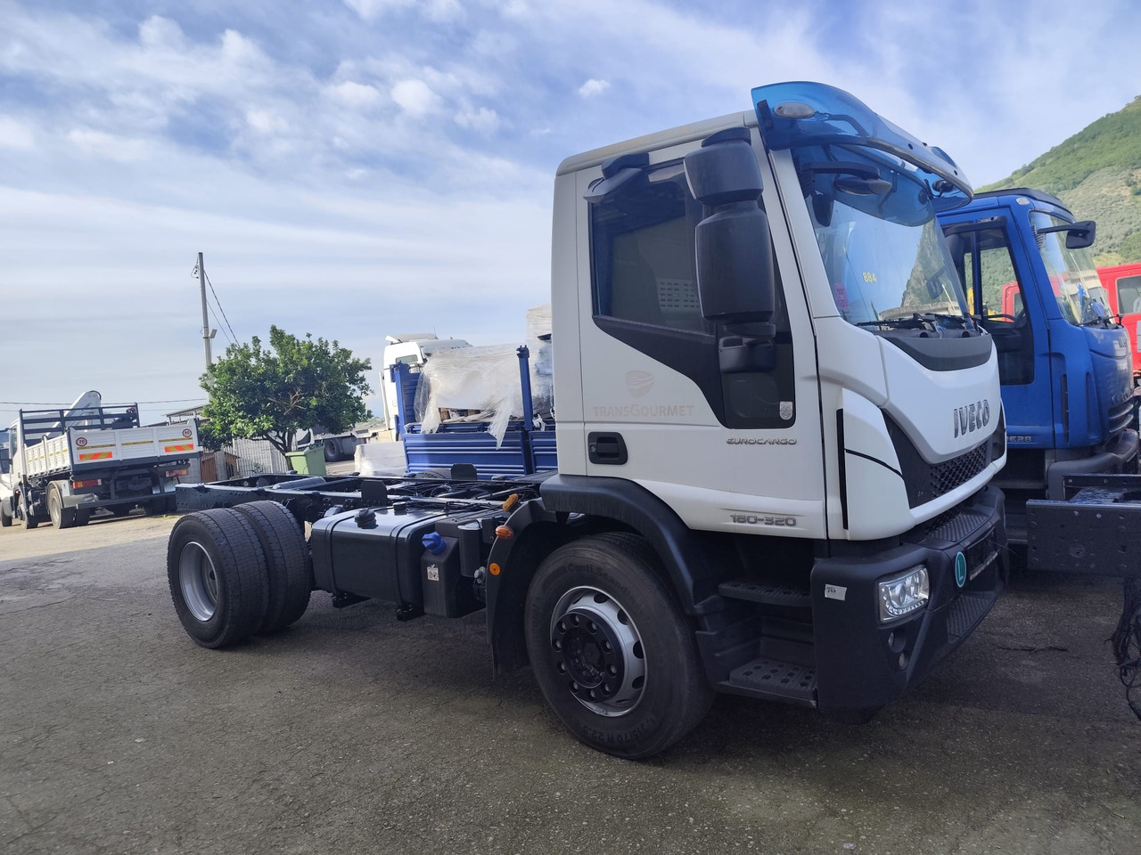 IVECO EUROCARGO 180-320 - Podvozek s kabinou: obrázok 1 IVECO EUROCARGO 180-320 - Podvozek s kabinou: obrázok 1