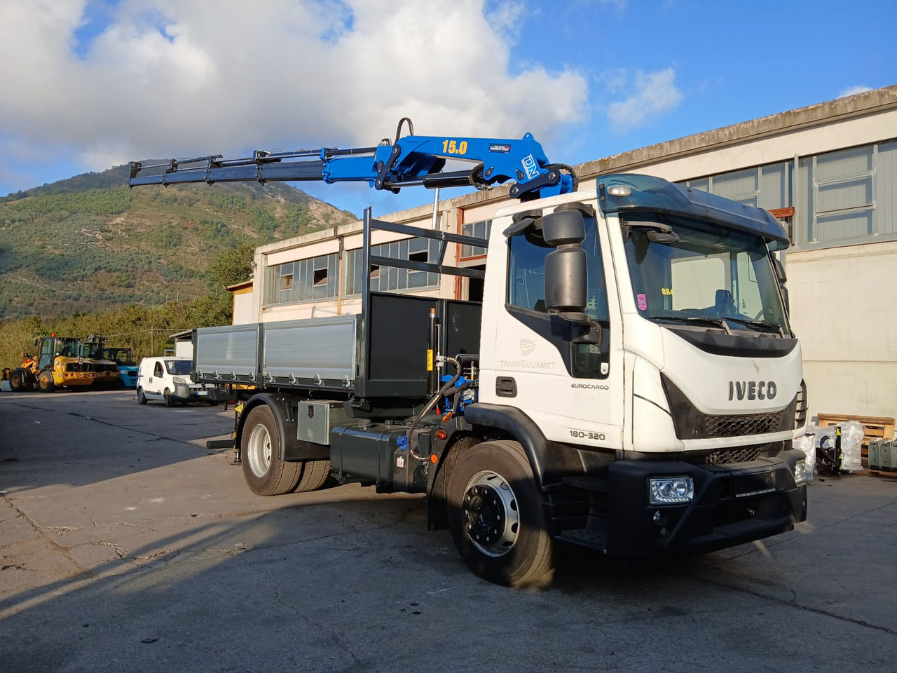 Auto s hydraulickou rukou, Sklápač IVECO EUROCARGO 180-320: obrázok 29 Auto s hydraulickou rukou, Sklápač IVECO EUROCARGO 180-320: obrázok 29