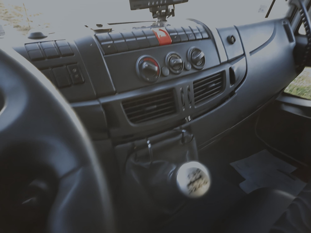 IVECO EUROCARGO 180E25 - Auto s hydraulickou rukou, Auto s hydraulickou rukou: obrázok 3 IVECO EUROCARGO 180E25 - Auto s hydraulickou rukou, Auto s hydraulickou rukou: obrázok 3