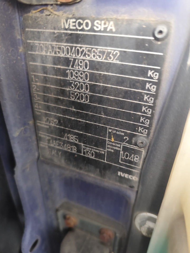 IVECO EUROCARGO 75E18 - Valníkový/ Plošinový nákladný automobil: obrázok 2 IVECO EUROCARGO 75E18 - Valníkový/ Plošinový nákladný automobil: obrázok 2