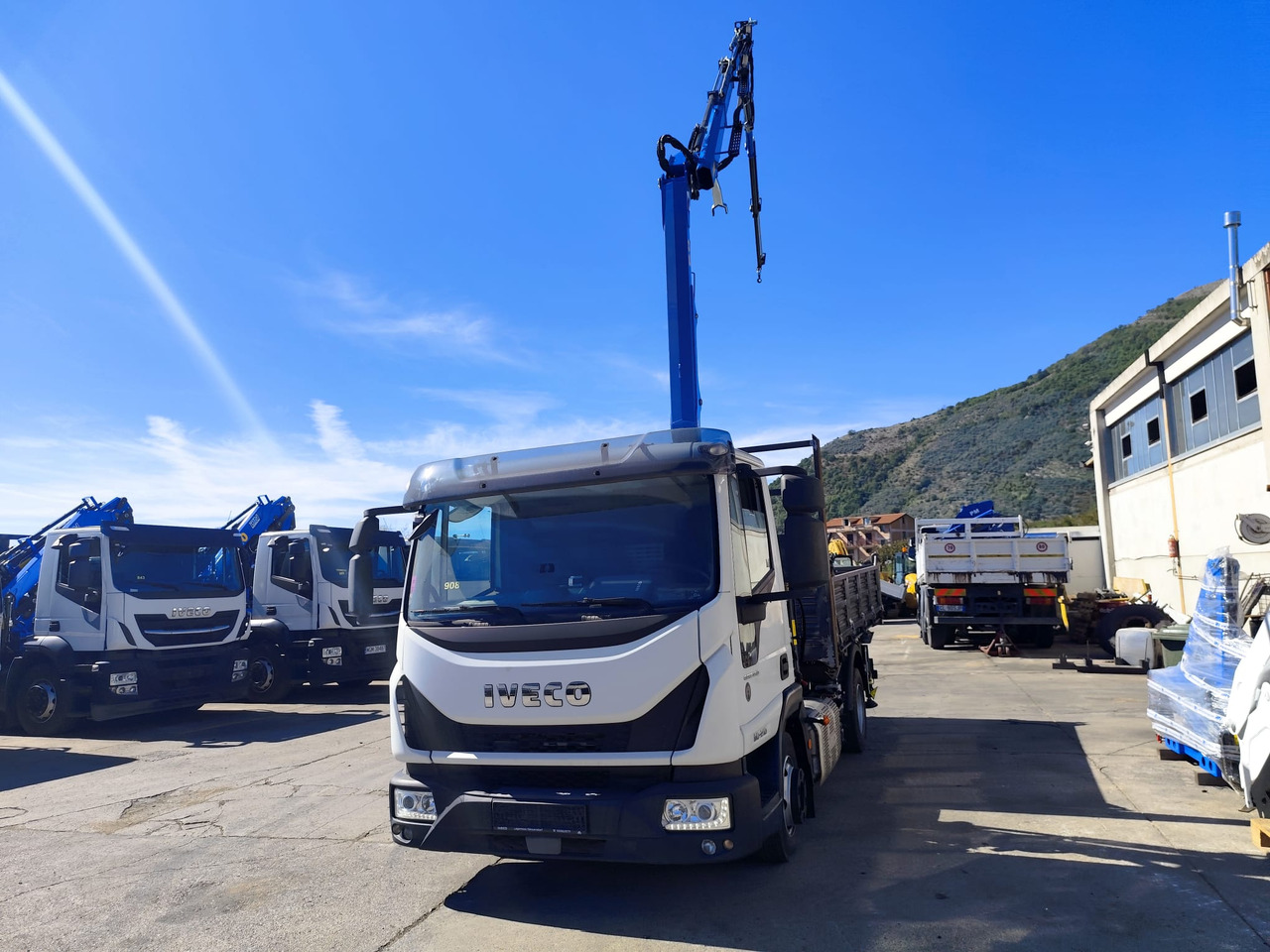 Auto s hydraulickou rukou IVECO EUROCARGO 80-210: obrázok 17