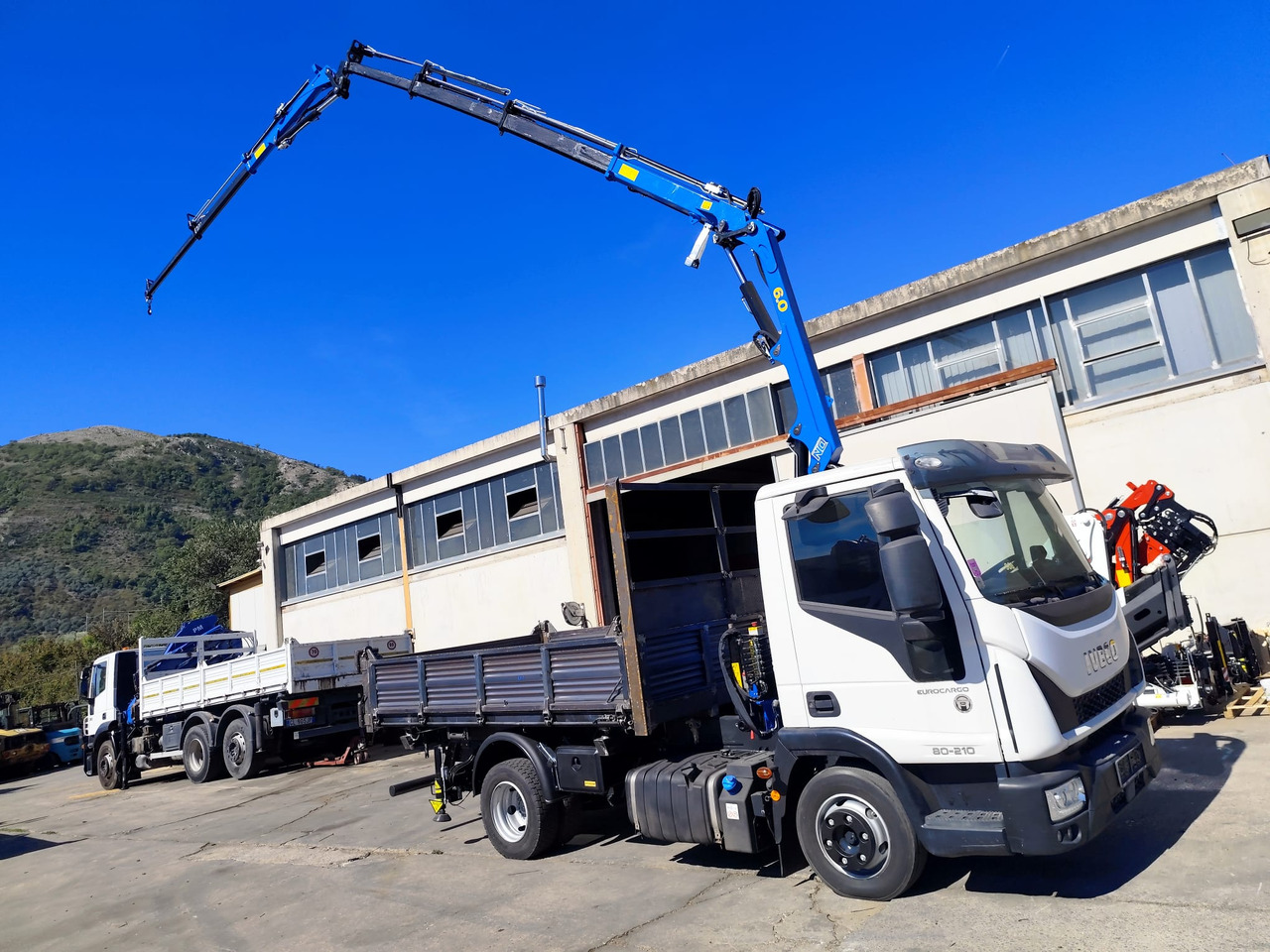 Auto s hydraulickou rukou IVECO EUROCARGO 80-210: obrázok 11