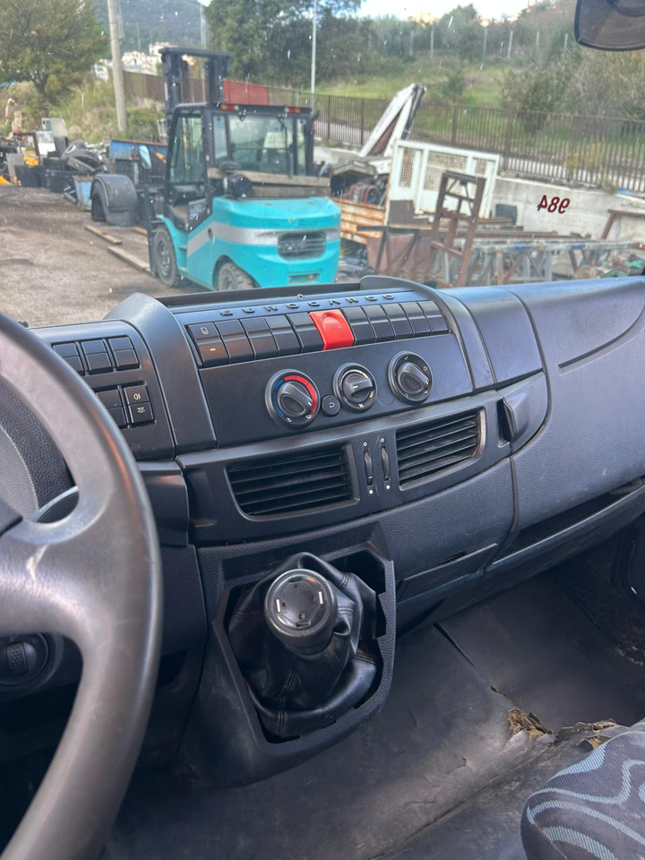 IVECO EUROCARGO 80E18 - Auto s hydraulickou rukou, Sklápač: obrázok 4 IVECO EUROCARGO 80E18 - Auto s hydraulickou rukou, Sklápač: obrázok 4