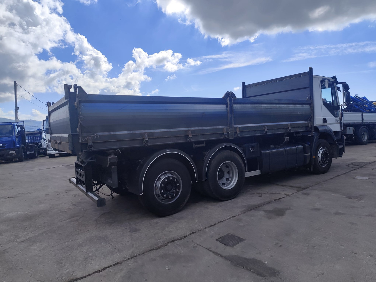 IVECO STRALIS AD 260S31 - Sklápač: obrázok 4 IVECO STRALIS AD 260S31 - Sklápač: obrázok 4