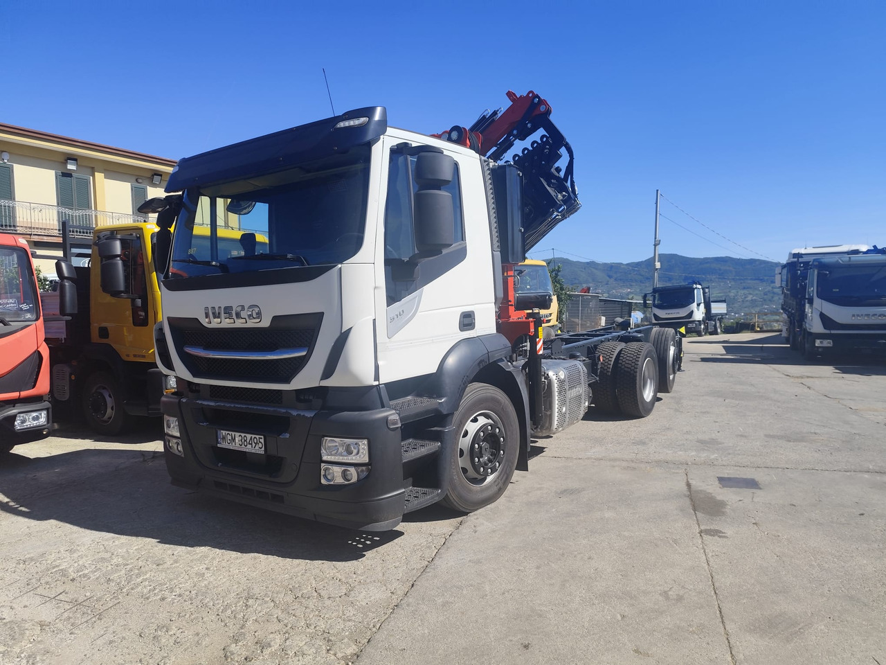 IVECO STRALIS AD 260S31 XP - Auto s hydraulickou rukou: obrázok 1 IVECO STRALIS AD 260S31 XP - Auto s hydraulickou rukou: obrázok 1
