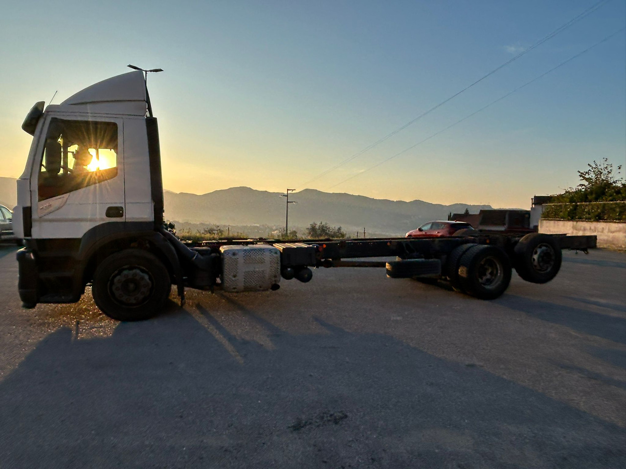 IVECO STRALIS AD 260S31 XP - Podvozek s kabinou: obrázok 2 IVECO STRALIS AD 260S31 XP - Podvozek s kabinou: obrázok 2