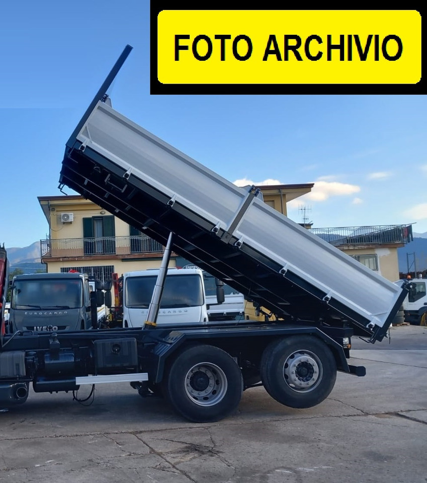IVECO STRALIS AD 260S31 XP - Auto s hydraulickou rukou: obrázok 4 IVECO STRALIS AD 260S31 XP - Auto s hydraulickou rukou: obrázok 4