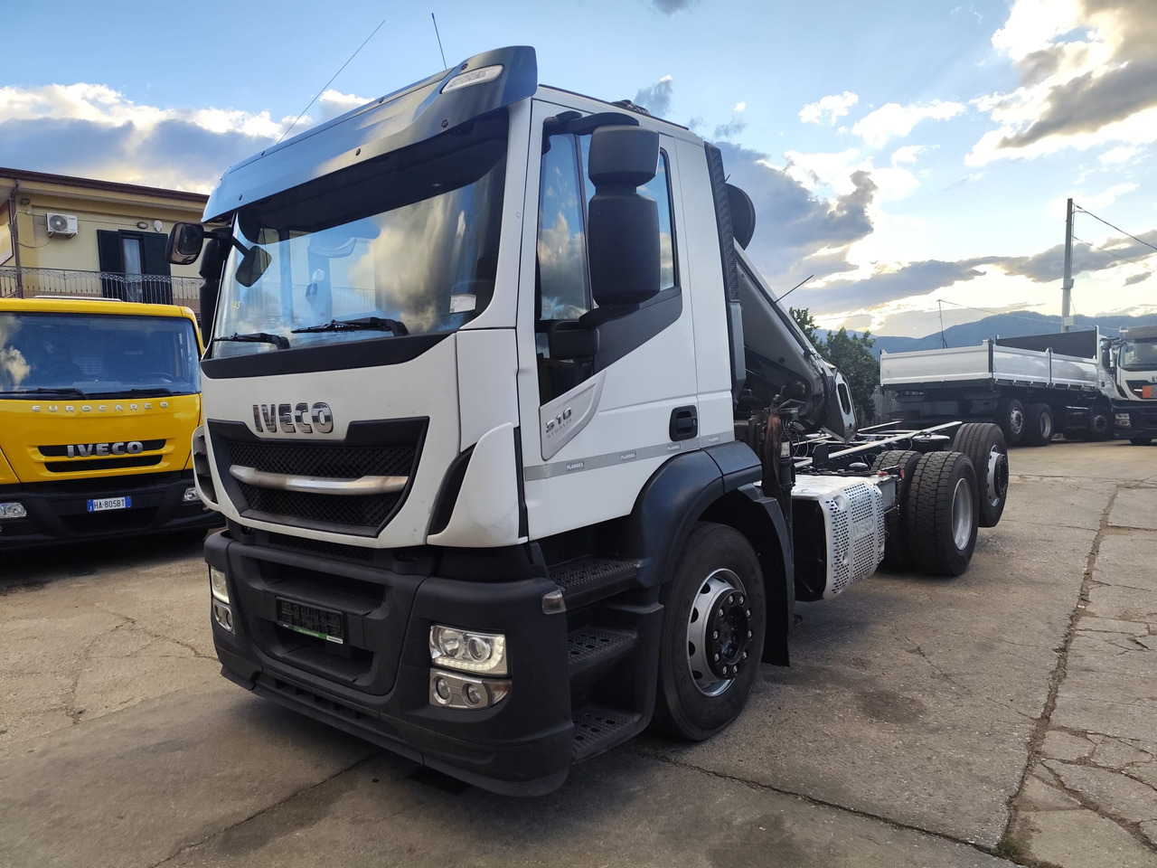 IVECO STRALIS AD 260S31 Y/P - Sklápač, Auto s hydraulickou rukou: obrázok 1 IVECO STRALIS AD 260S31 Y/P - Sklápač, Auto s hydraulickou rukou: obrázok 1