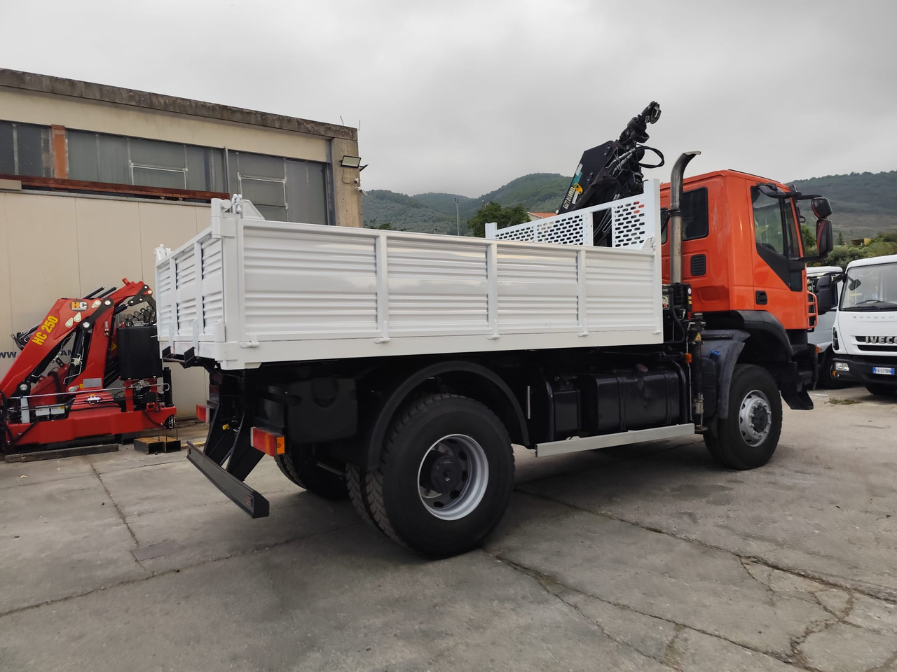 Leasing IVECO TRAKKER 190T36 IVECO TRAKKER 190T36: obrázok 36