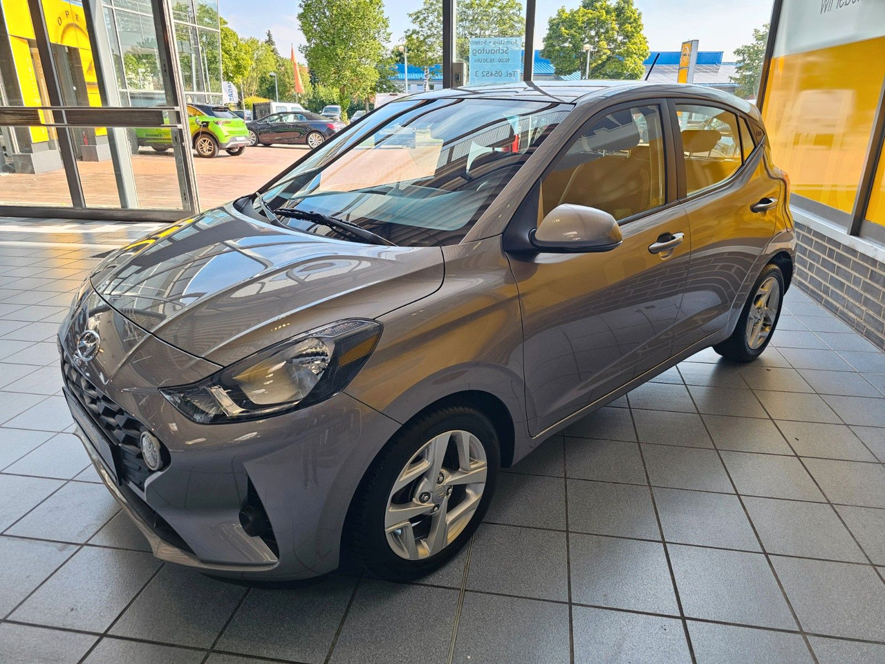 Hyundai i10 Trend AUTOMATIK SHZ PDC LenkrHzg DAB Spurhal - Automobil: obrázok 4 Hyundai i10 Trend AUTOMATIK SHZ PDC LenkrHzg DAB Spurhal - Automobil: obrázok 4