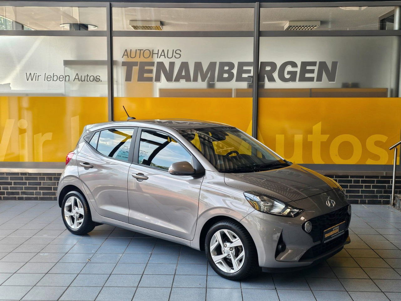 Hyundai i10 Trend AUTOMATIK SHZ PDC LenkrHzg DAB Spurhal - Automobil: obrázok 1 Hyundai i10 Trend AUTOMATIK SHZ PDC LenkrHzg DAB Spurhal - Automobil: obrázok 1