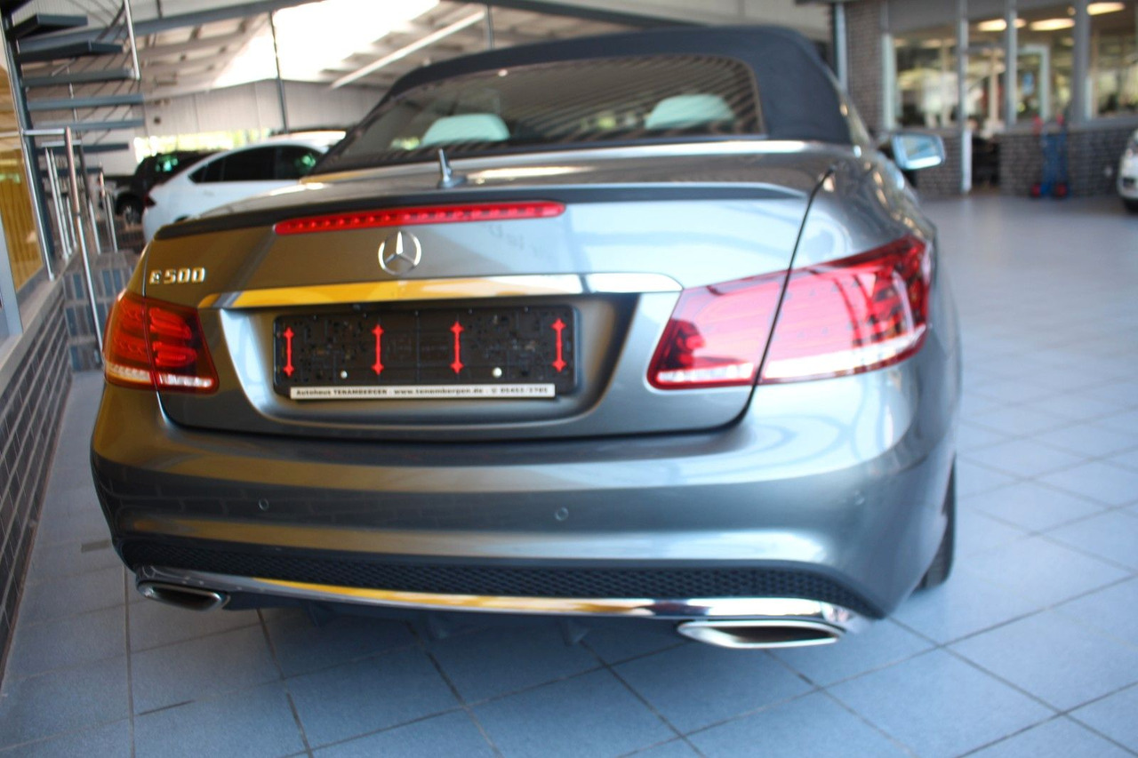 Mercedes-Benz E 500 Cabrio AMG Leder Memory Kamera LED DAB ACC - Automobil: obrázok 4 Mercedes-Benz E 500 Cabrio AMG Leder Memory Kamera LED DAB ACC - Automobil: obrázok 4