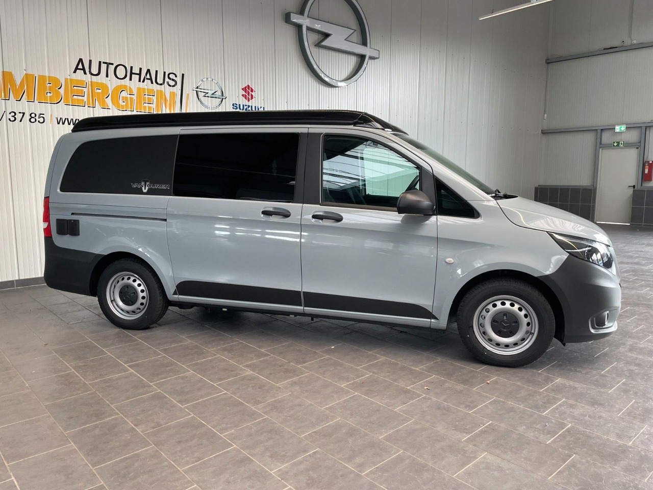 Mercedes-Benz Vito VanTourer Urban "Comfort" Camper Küche AHK - Obytný van: obrázok 3 Mercedes-Benz Vito VanTourer Urban "Comfort" Camper Küche AHK - Obytný van: obrázok 3