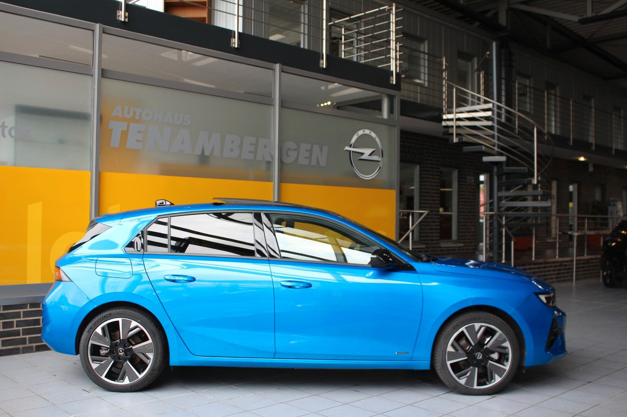 Opel Astra L Lim. Electric GS Pixel-LED ACC UPE: 54t€ - Sedan: obrázok 3 Opel Astra L Lim. Electric GS Pixel-LED ACC UPE: 54t€ - Sedan: obrázok 3
