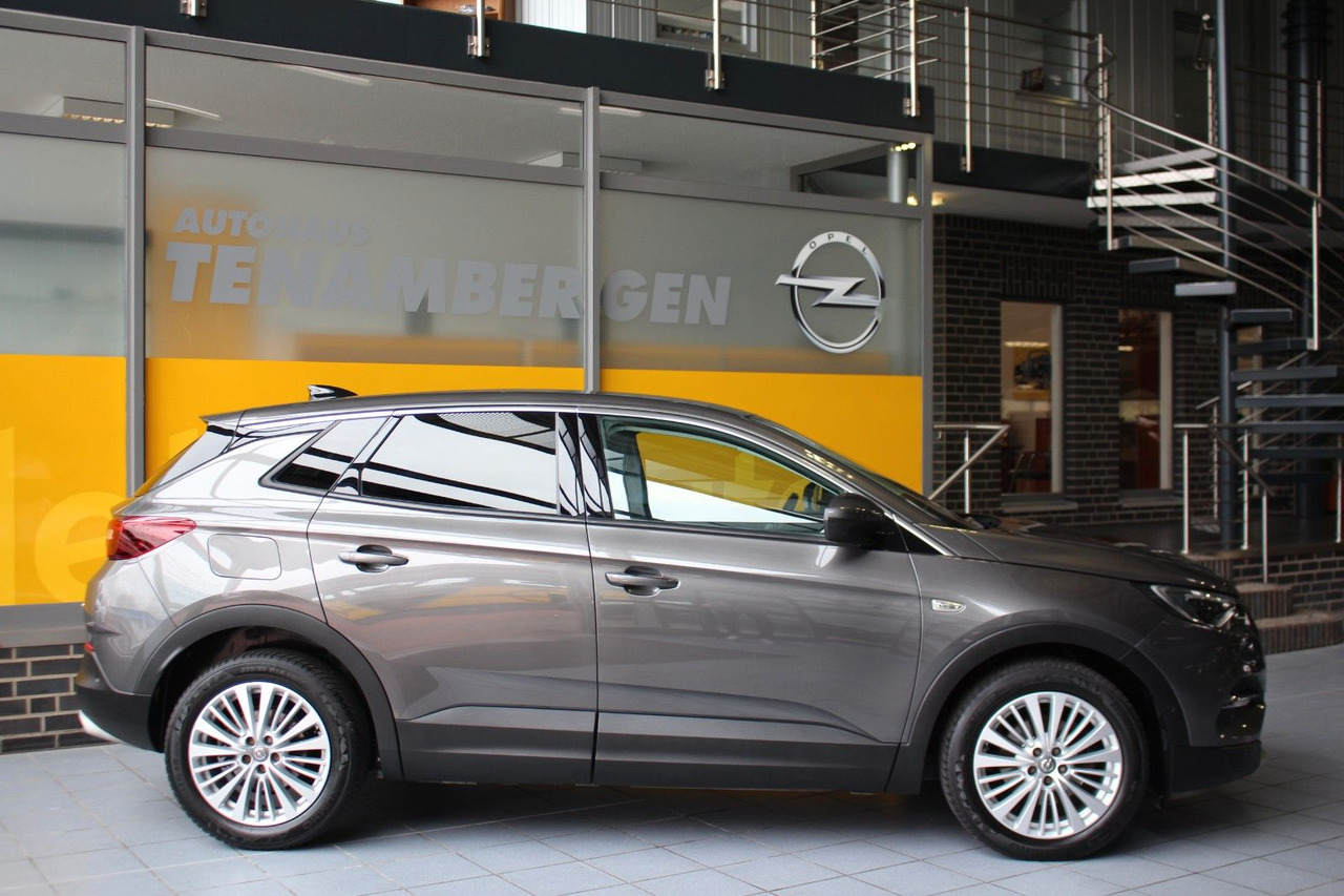 Opel Grandland X Innovation AT-8 Navi Kamera LED AHK - SUV: obrázok 3 Opel Grandland X Innovation AT-8 Navi Kamera LED AHK - SUV: obrázok 3