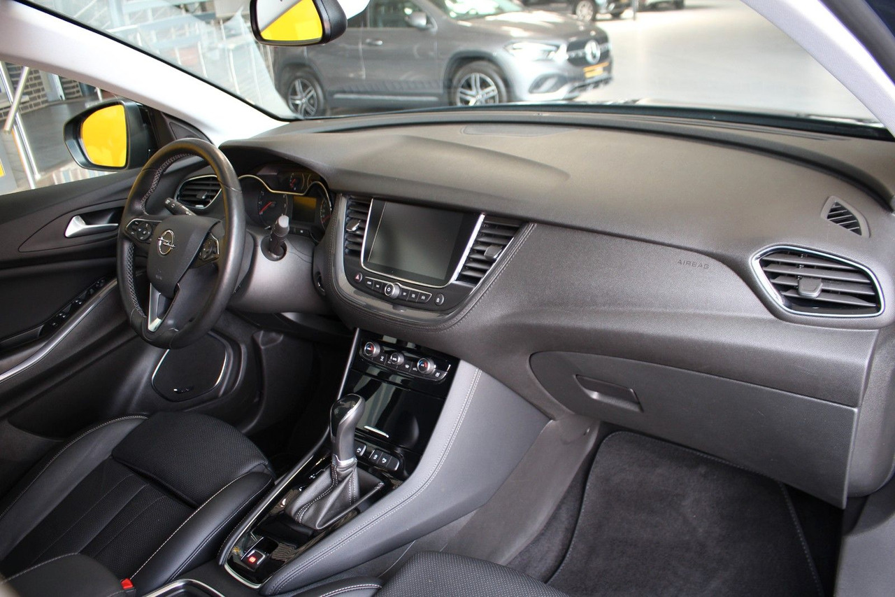 Opel Grandland X Ultimate Leder Navi Sitzlüftung AHK - SUV: obrázok 5 Opel Grandland X Ultimate Leder Navi Sitzlüftung AHK - SUV: obrázok 5