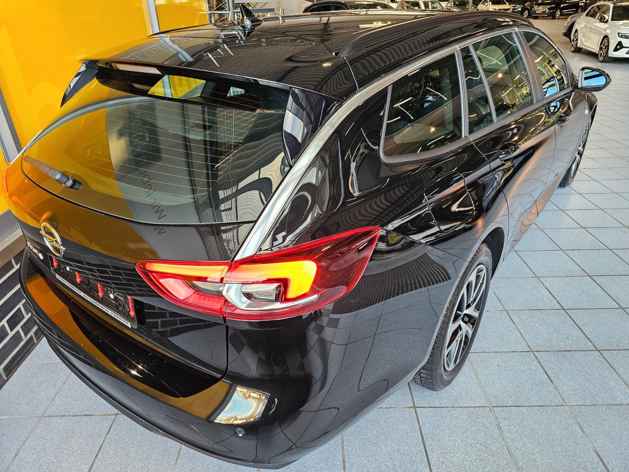 Opel Insignia B ST SHZ LHzg Carplay PDC Spurassistent - Kombi: obrázok 3 Opel Insignia B ST SHZ LHzg Carplay PDC Spurassistent - Kombi: obrázok 3