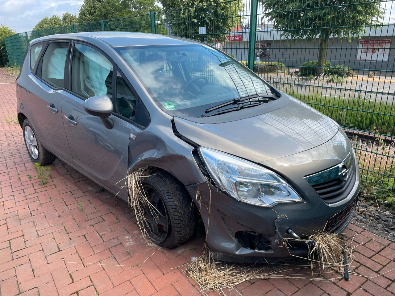 Opel Meriva B Edition - Mikrobus: obrázok 1 Opel Meriva B Edition - Mikrobus: obrázok 1