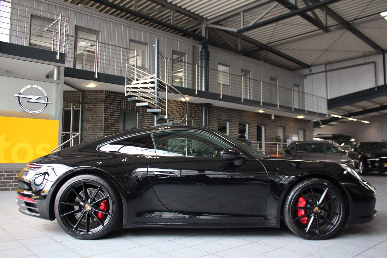 Porsche 992 Carrera 4S Sport-Chrono Matrix PZService neu - Coupe: obrázok 2 Porsche 992 Carrera 4S Sport-Chrono Matrix PZService neu - Coupe: obrázok 2