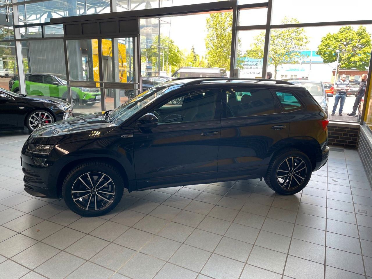 Skoda Karoq Sportline 4x4 Kamera Virt.Cockp LED ACC - SUV: obrázok 5 Skoda Karoq Sportline 4x4 Kamera Virt.Cockp LED ACC - SUV: obrázok 5