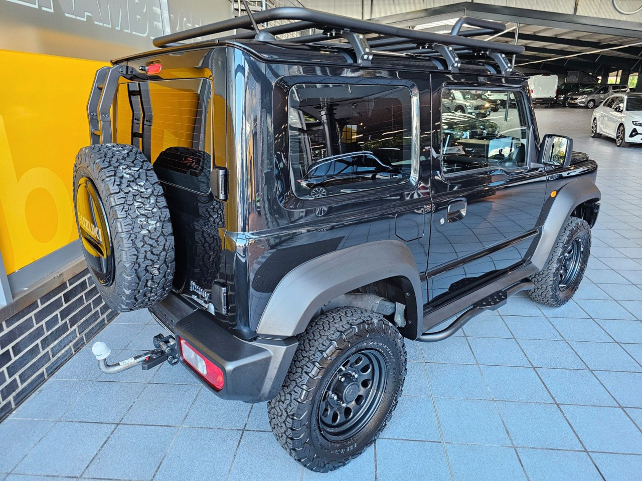 Suzuki Jimny Comfort AllGrip Leiter Dachträger Federn - SUV: obrázok 4 Suzuki Jimny Comfort AllGrip Leiter Dachträger Federn - SUV: obrázok 4
