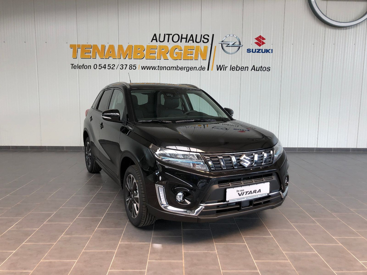 Suzuki Vitara 1.5 Hybrid Comfort+Automatik/ Panor.-Dach - SUV: obrázok 1 Suzuki Vitara 1.5 Hybrid Comfort+Automatik/ Panor.-Dach - SUV: obrázok 1