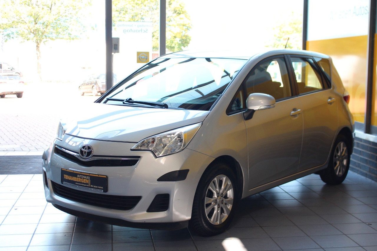 Toyota Verso-S Life Klima ZV Allwetter Kamera AHK - Mikrobus: obrázok 4 Toyota Verso-S Life Klima ZV Allwetter Kamera AHK - Mikrobus: obrázok 4