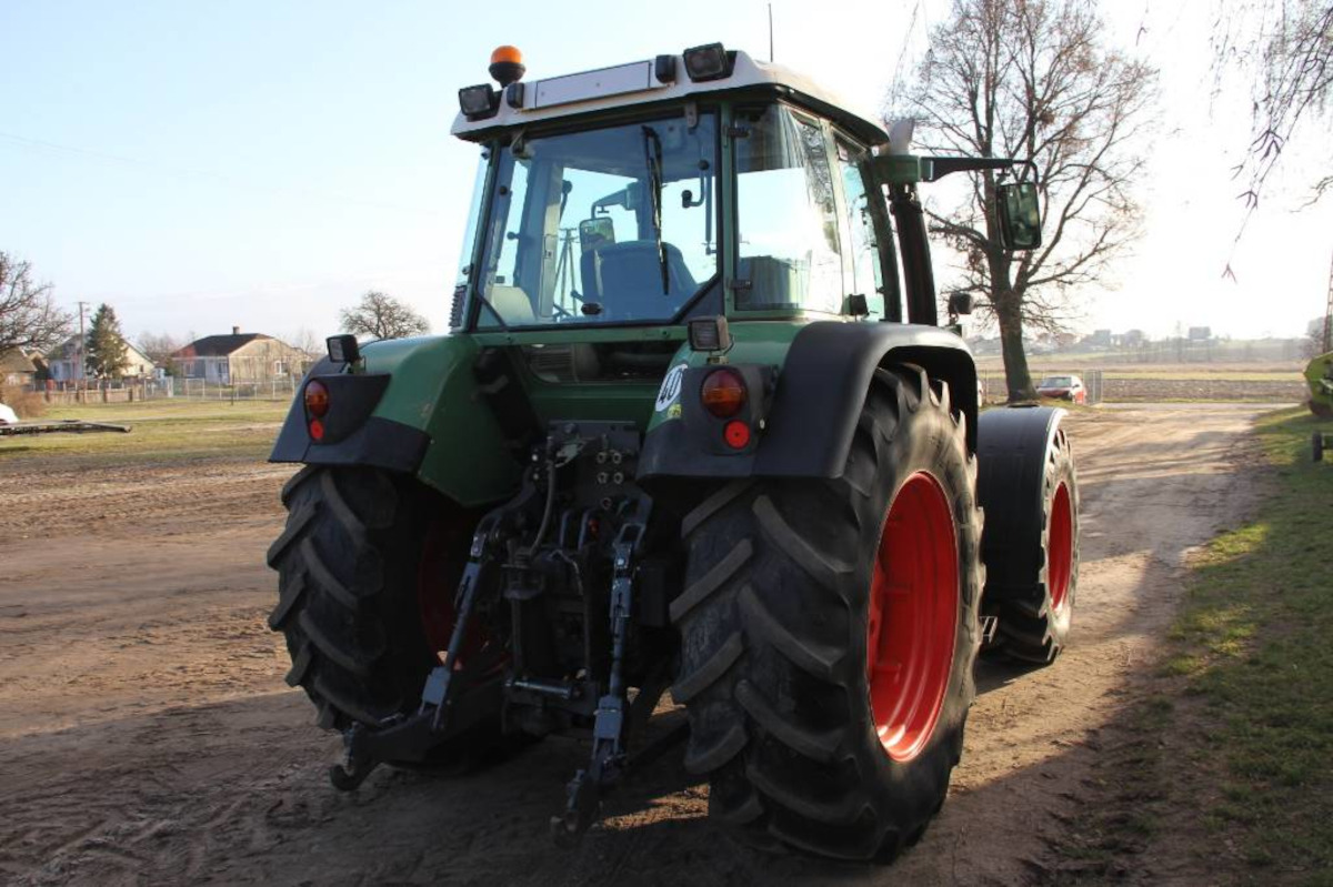 FENDT 716 - Traktor: obrázok 4 FENDT 716 - Traktor: obrázok 4