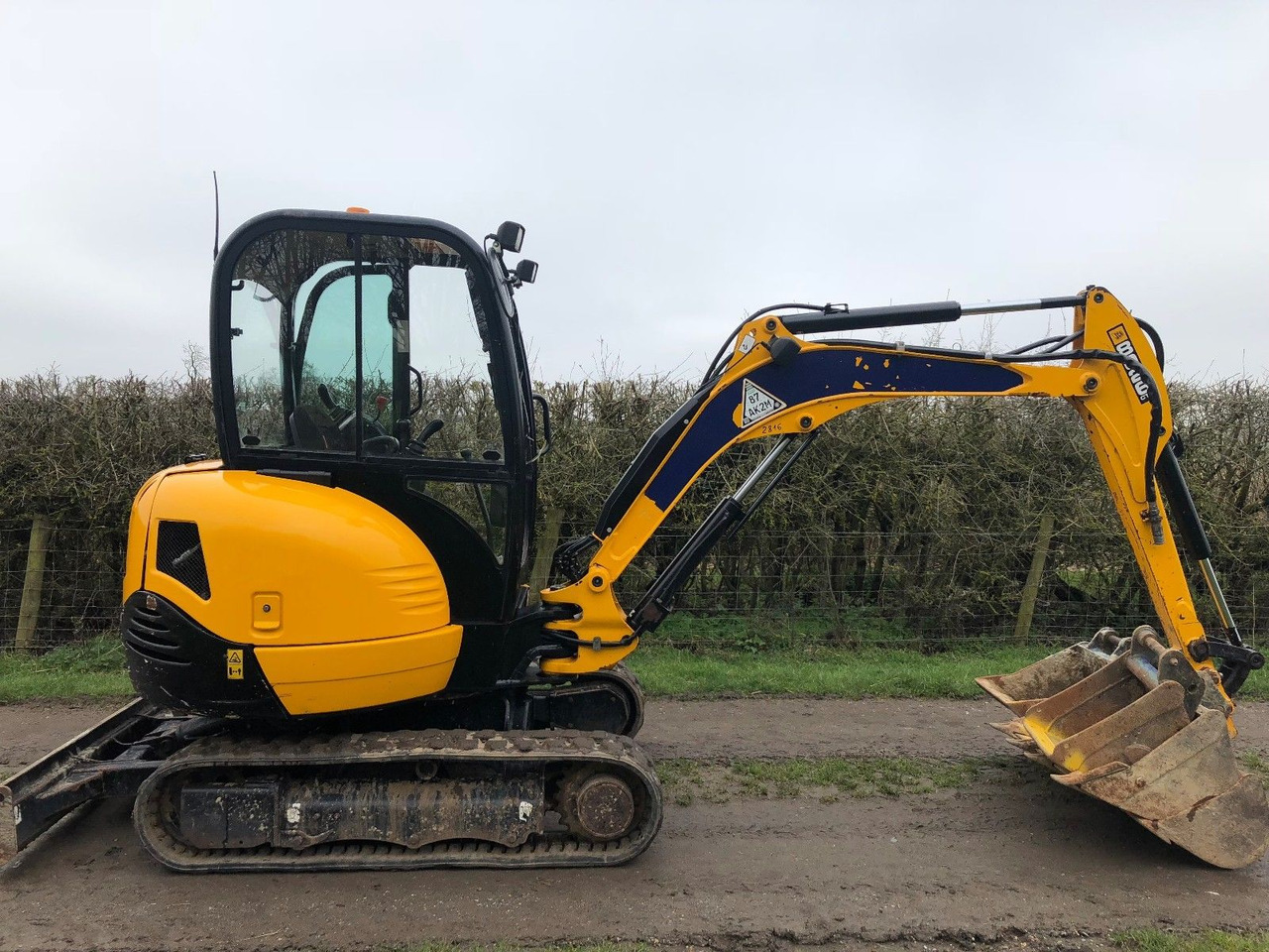 JCB 8026 CTS - Mini rýpadlo: obrázok 2 JCB 8026 CTS - Mini rýpadlo: obrázok 2