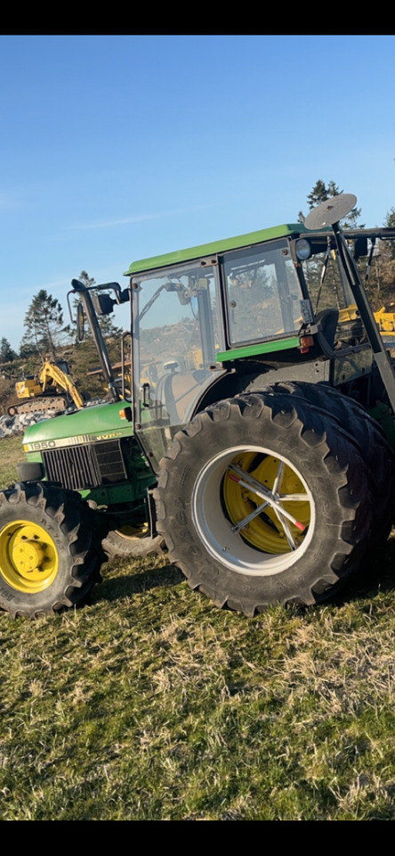 JOHN DEERE 1950 - Traktor: obrázok 4 JOHN DEERE 1950 - Traktor: obrázok 4