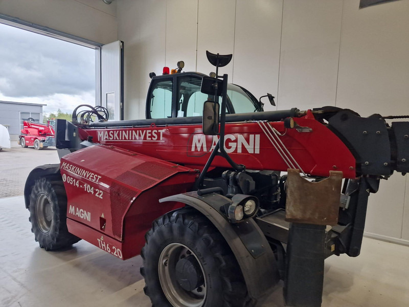 MAGNI TH 6.20 - Teleskopický nakladač: obrázok 3 MAGNI TH 6.20 - Teleskopický nakladač: obrázok 3
