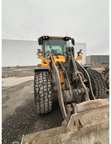 Volvo L90H Volvo L90H - Kolesový nakladač: obrázok 3 Volvo L90H Volvo L90H - Kolesový nakladač: obrázok 3