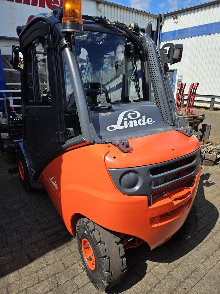 LINDE H30T - Plynový vysokozdvižný vozík: obrázok 3 LINDE H30T - Plynový vysokozdvižný vozík: obrázok 3