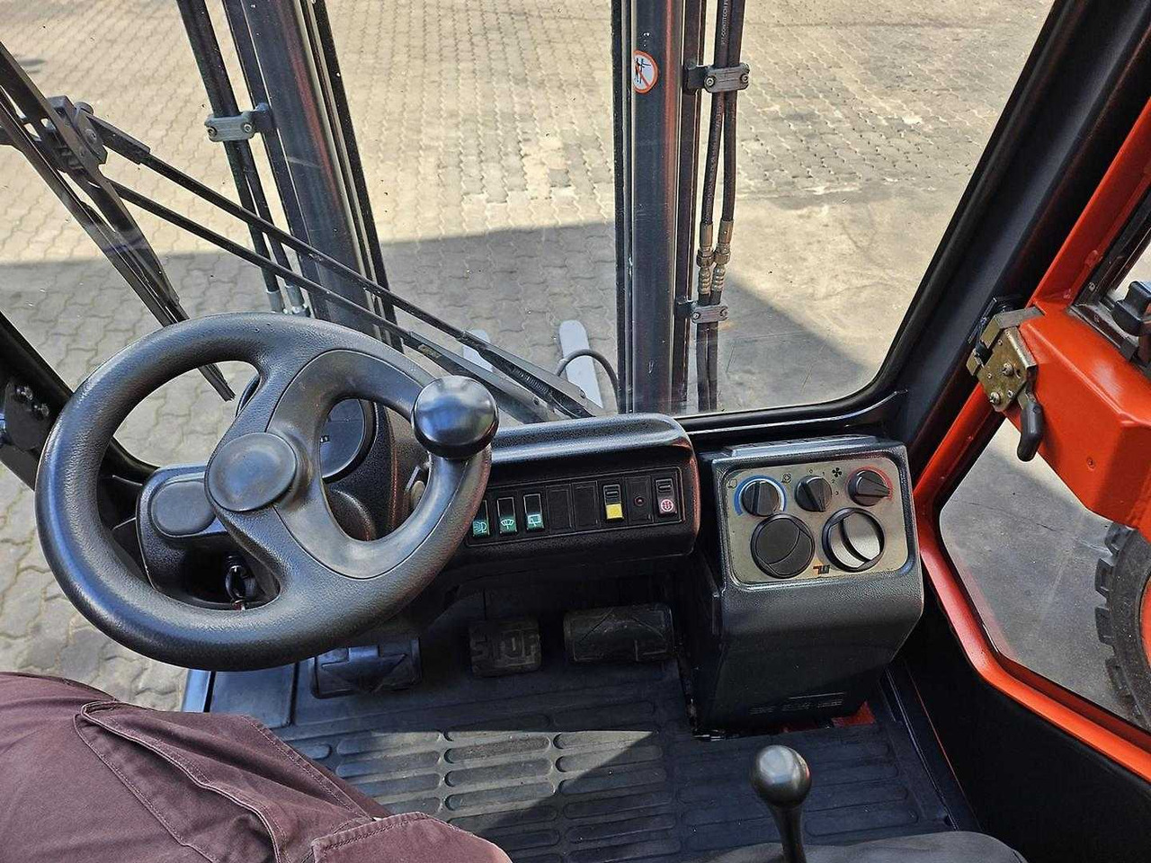 Linde H20D-03 - Dieselový vysokozdvižný vozík: obrázok 3 Linde H20D-03 - Dieselový vysokozdvižný vozík: obrázok 3