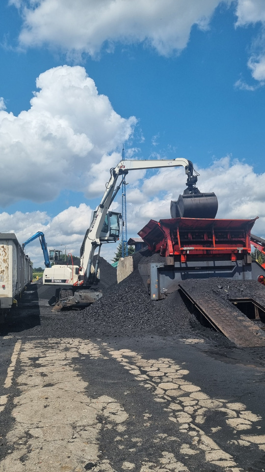 Terex TM 230 - Překládkové rýpadlo: obrázok 4 Terex TM 230 - Překládkové rýpadlo: obrázok 4