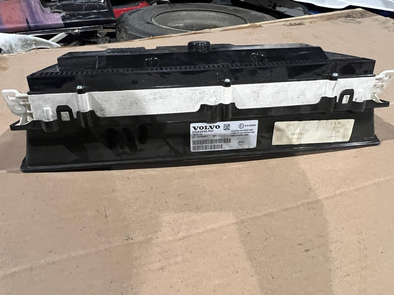 Continental FH4 - Palubná doska: obrázok 2 Continental FH4 - Palubná doska: obrázok 2