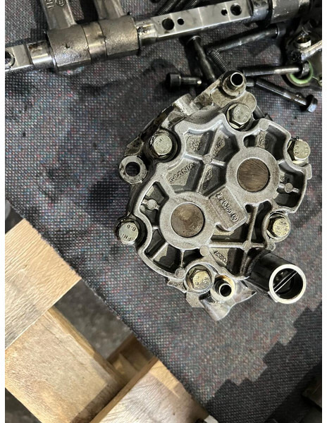 Scania 2092332 - Olejové čerpadlo: obrázok 2 Scania 2092332 - Olejové čerpadlo: obrázok 2