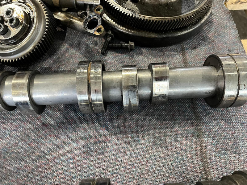 Scania RH - Vačkový hriadeľ: obrázok 5 Scania RH - Vačkový hriadeľ: obrázok 5